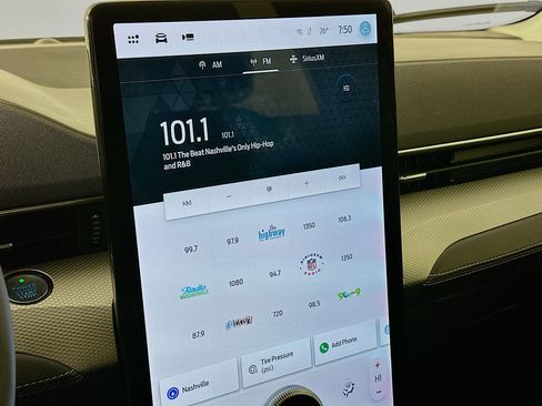 Used 2023 Ford Mustang Mach-E Select image 21