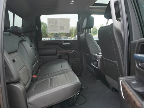 Used 2022 GMC Sierra 2500 Denali AWD/4WD image 12