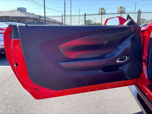 Used 2015 Chevrolet Camaro Z/28 RWD image 24