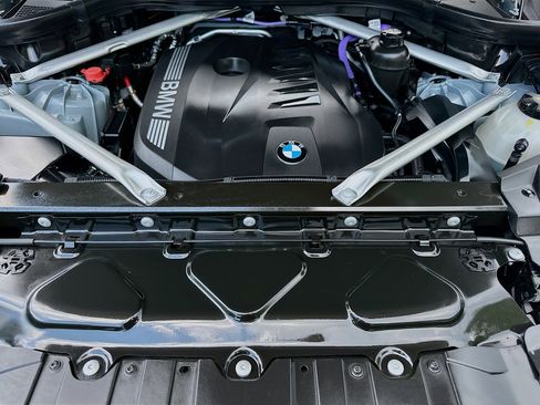 Certified 2024 BMW X5 xDrive40i w/ M Sport Package image 34