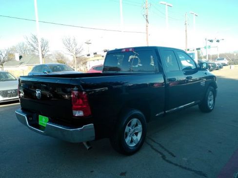 Used 2024 RAM 1500 Classic SLT image 5