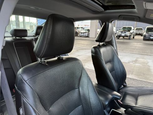 Used 2015 Honda Accord EX-L image 25