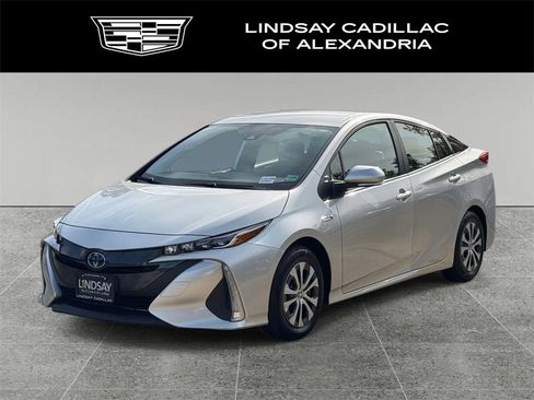 Used 2022 Toyota Prius Prime XLE image 1