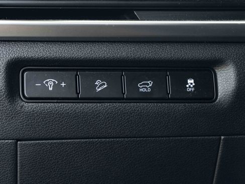 Used 2025 Kia Telluride S FWD image 39