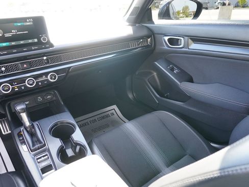 Used 2024 Honda Civic Sport image 21