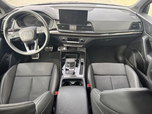 Used 2024 Audi SQ5 Premium Plus w/ Premium Plus Package image 4