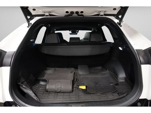 Used 2022 Toyota RAV4 XSE AWD/4WD image 14