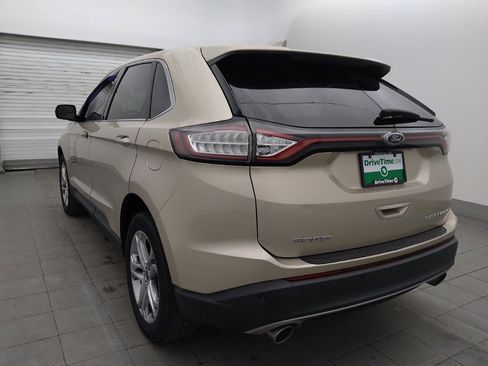 Used 2017 Ford Edge Titanium w/ Equipment Group 301A FWD image 5