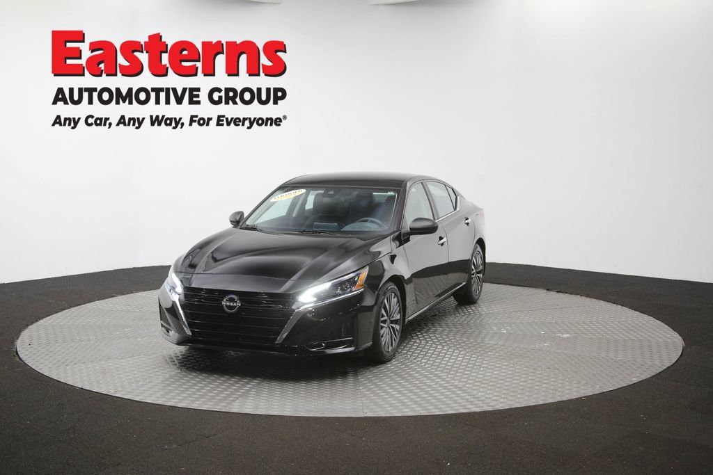 Used 2024 Nissan Altima 2.5 SV FWD image 57