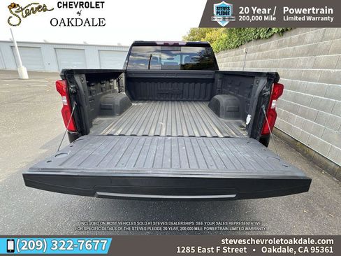 Certified 2021 Chevrolet Silverado 1500 High Country w/ Technology Package image 31