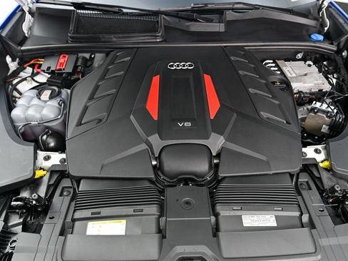 Used 2021 Audi SQ8 Prestige w/ Prestige Package AWD/4WD image 22