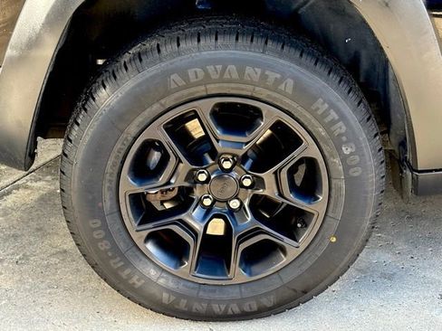 Used 2020 Jeep Cherokee Trailhawk w/ Comfort/Convenience Group image 30