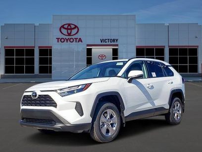 New 2025 Toyota RAV4 XLE