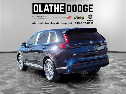 Used 2025 Honda CR-V EX image 3