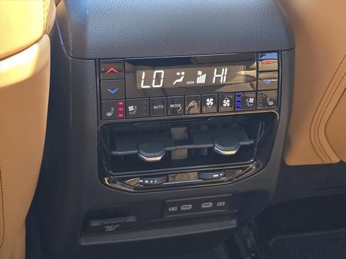 New 2026 Jeep Grand Cherokee Summit AWD/4WD image 7