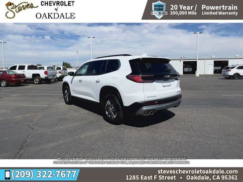 Used 2025 GMC Acadia Elevation image 9