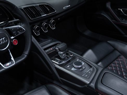 Used 2021 Audi R8 V10 image 51