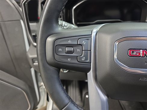Used 2023 GMC Sierra 1500 Elevation image 16