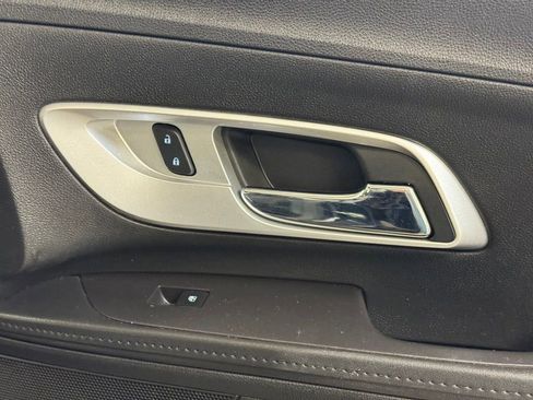 Used 2016 Chevrolet Equinox LS AWD/4WD image 27