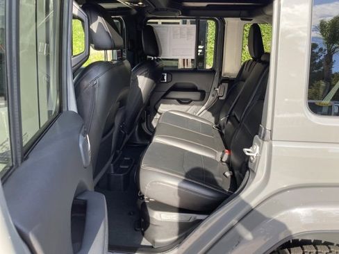 Used 2022 Jeep Wrangler Unlimited Sahara w/ Safety Group image 22