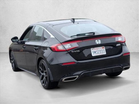 Used 2024 Honda Civic Sport Touring image 8