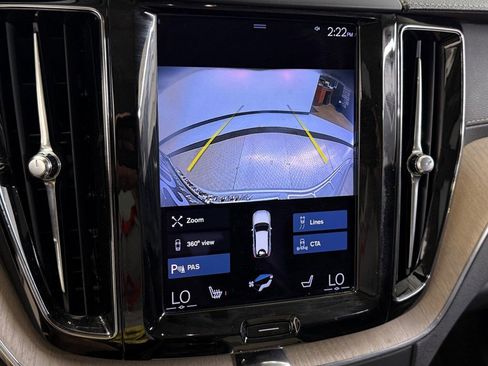 Used 2021 Volvo XC60 T6 Inscription image 24