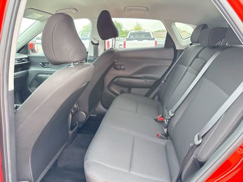 Used 2025 Hyundai Kona SEL FWD image 23