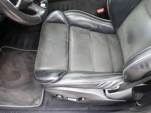 Used 2018 Volvo XC60 T6 R-Design w/ Convenience Package image 16