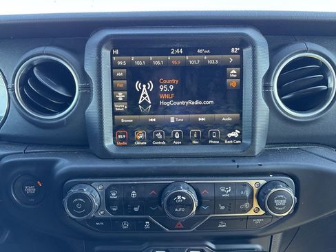 Used 2023 Jeep Wrangler Sahara w/ Dual Top Group image 33