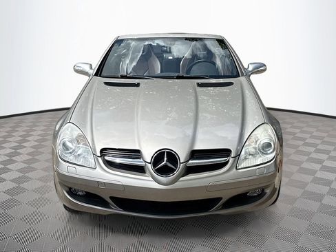 Used 2005 Mercedes-Benz SLK 350 image 2