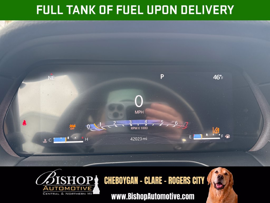 Used 2023 Jeep Grand Cherokee Limited AWD/4WD image 2