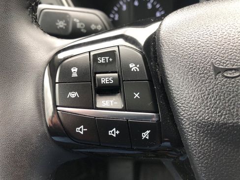 Used 2022 Ford Escape SE w/ SE Sport Appearance Package AWD/4WD image 36