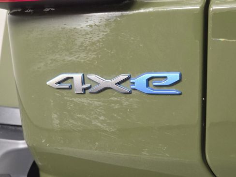 Certified 2024 Jeep Wrangler Unlimited Rubicon 4xe AWD/4WD image 36