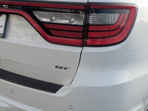 Used 2023 Dodge Durango GT image 4