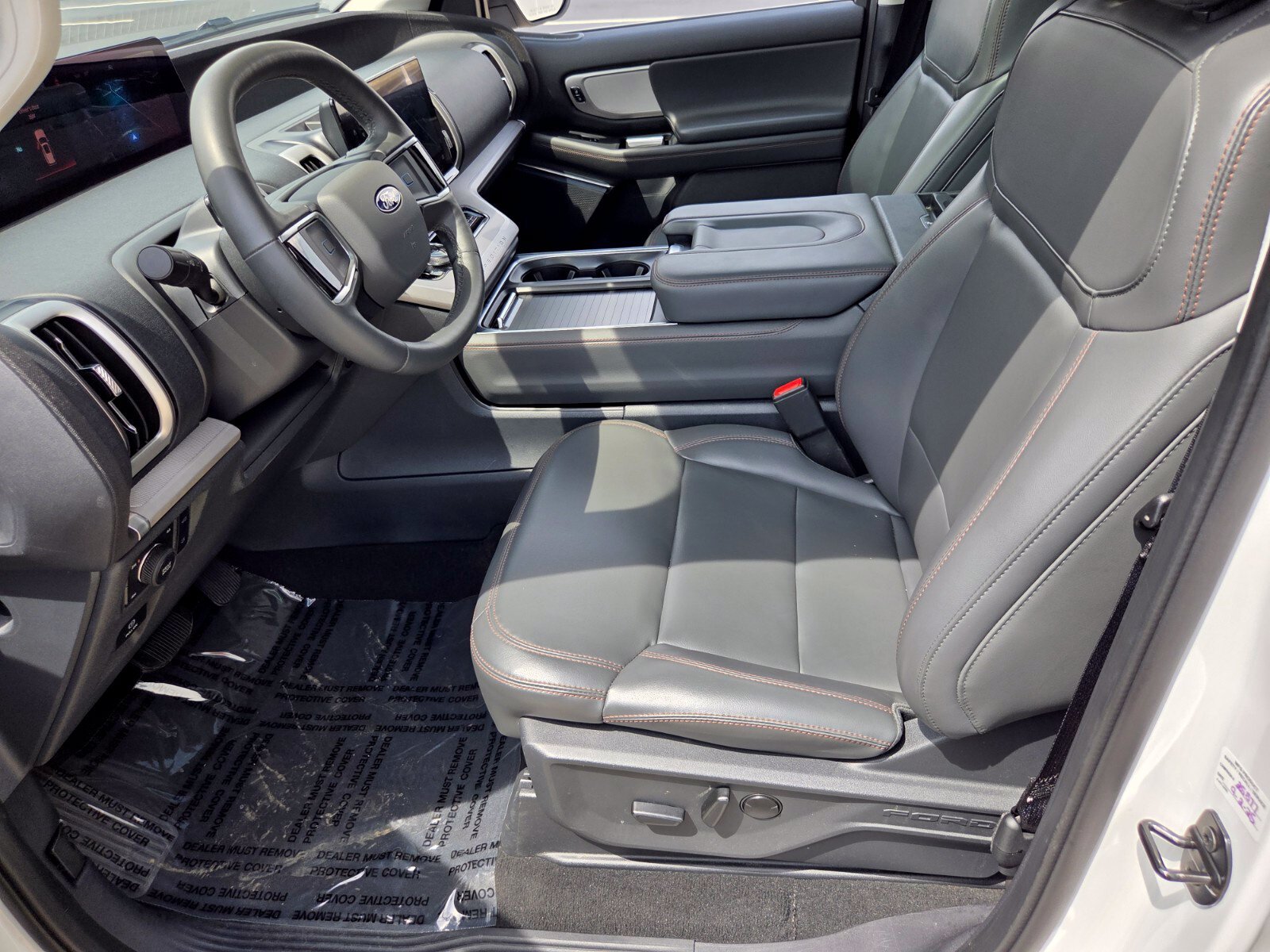Used 2025 Ford Expedition Active AWD/4WD image 10