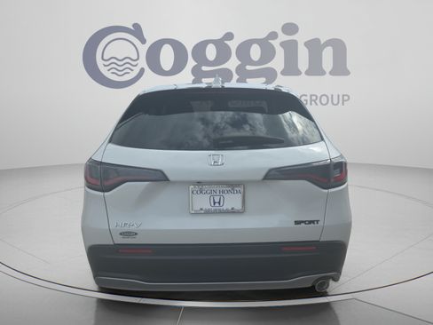 Certified 2024 Honda HR-V Sport image 4