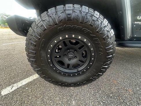 Used 2018 Jeep Wrangler Unlimited Sport AWD/4WD image 10