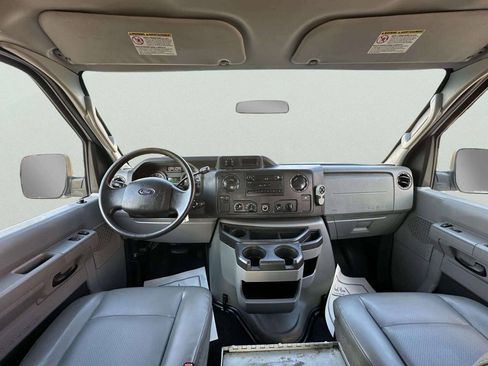 Used 2012 Ford E-250 and Econoline 250 w/ PWR Group RWD image 18