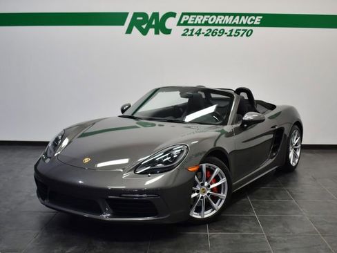 Used 2017 Porsche 718 Boxster S image 1