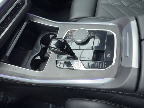 Used 2023 BMW X5 sDrive40i w/ Premium Package image 34