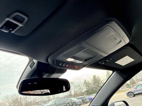 Certified 2025 GMC Acadia Elevation w/ Elevation Premium Package image 35