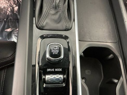 Used 2021 Volvo XC60 T6 Inscription w/ Advanced Package image 23