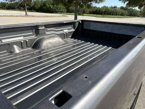 Used 2005 Toyota Tundra 2WD Regular Cab image 9