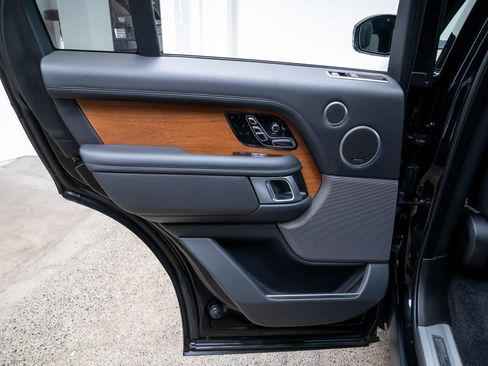 Used 2020 Land Rover Range Rover Autobiography AWD/4WD image 20