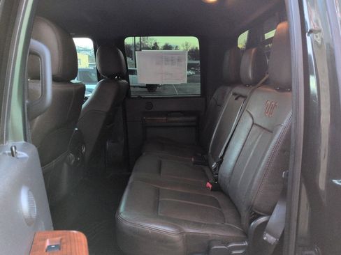 Used 2015 Ford F350 Lariat image 16