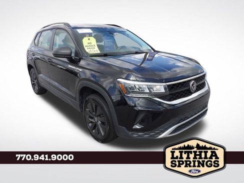 Used 2024 Volkswagen Taos S FWD image 1