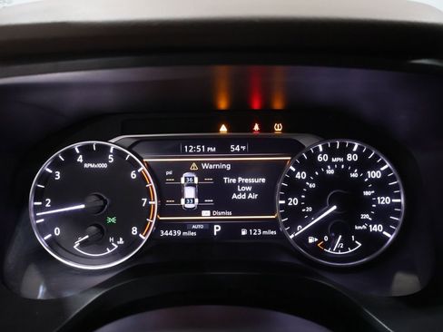 Used 2023 Nissan Rogue S image 38