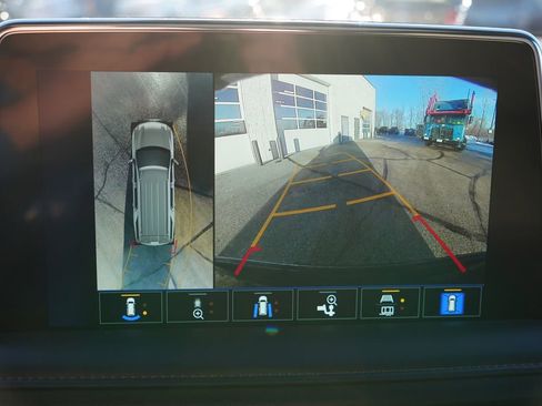 Certified 2024 Chevrolet Suburban High Country image 42