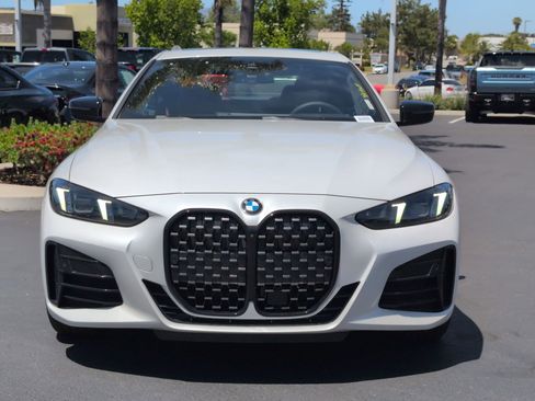 New 2026 BMW 430i Coupe w/ M Sport Package RWD image 3