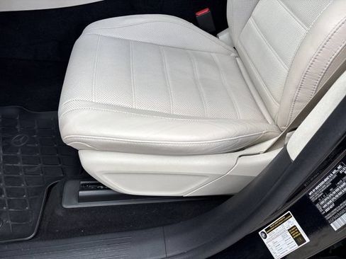 Used 2021 Mercedes-Benz GLE 350 4MATIC image 20